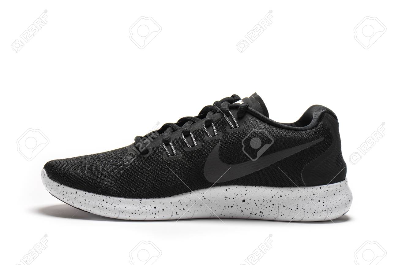 2017 nike free rn