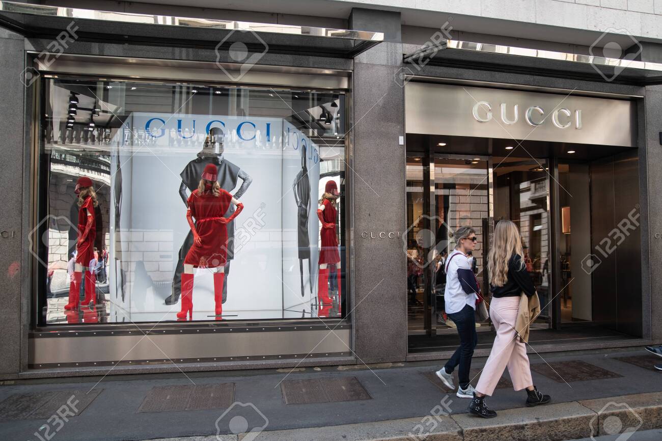 gucci store