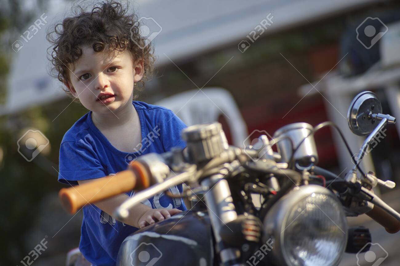 baby ride on motorbike