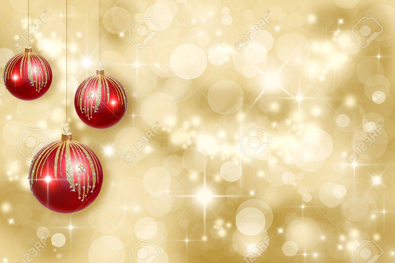 Wallpaper Red And Gold Christmas Ornaments