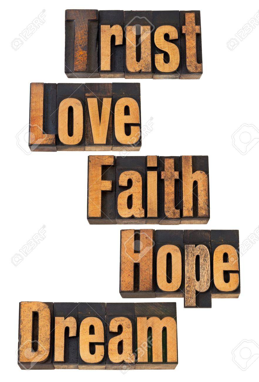 信頼 愛 信仰 希望 夢 精神と動機付けの言葉 ビンテージ活版木材の種類 の写真素材 画像素材 Image