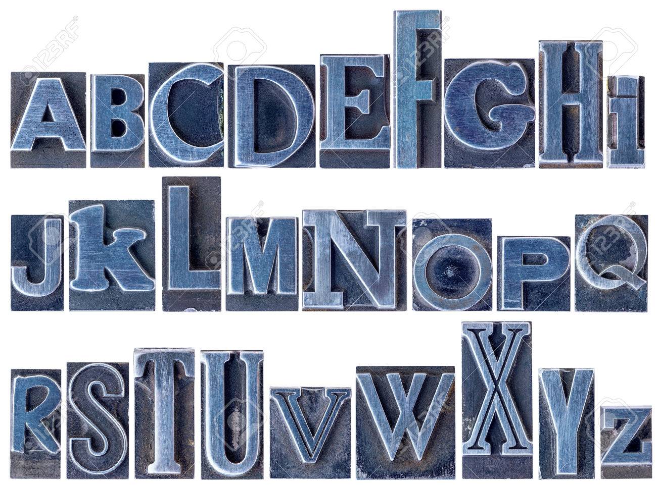 Englisch Alphabet Eine Collage Aus 26 Isolierten Buchstaben In Buchdruck Bleisatz Druckstocke Eine Vielzahl Von Verschiedenen Schriften Von Blauer Tinte Gefarbt Lizenzfreie Fotos Bilder Und Stock Fotografie Image 43635464