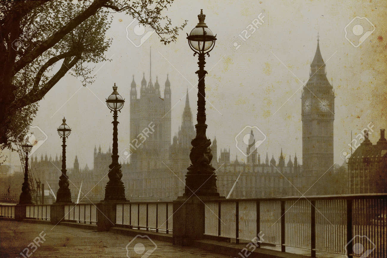 Big Ben , Houses of Parliament, view in fog - 16159818 Big Ben , Houses of Parliament, view in fog - 16159818
