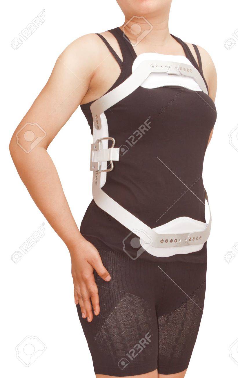 brace for broken back