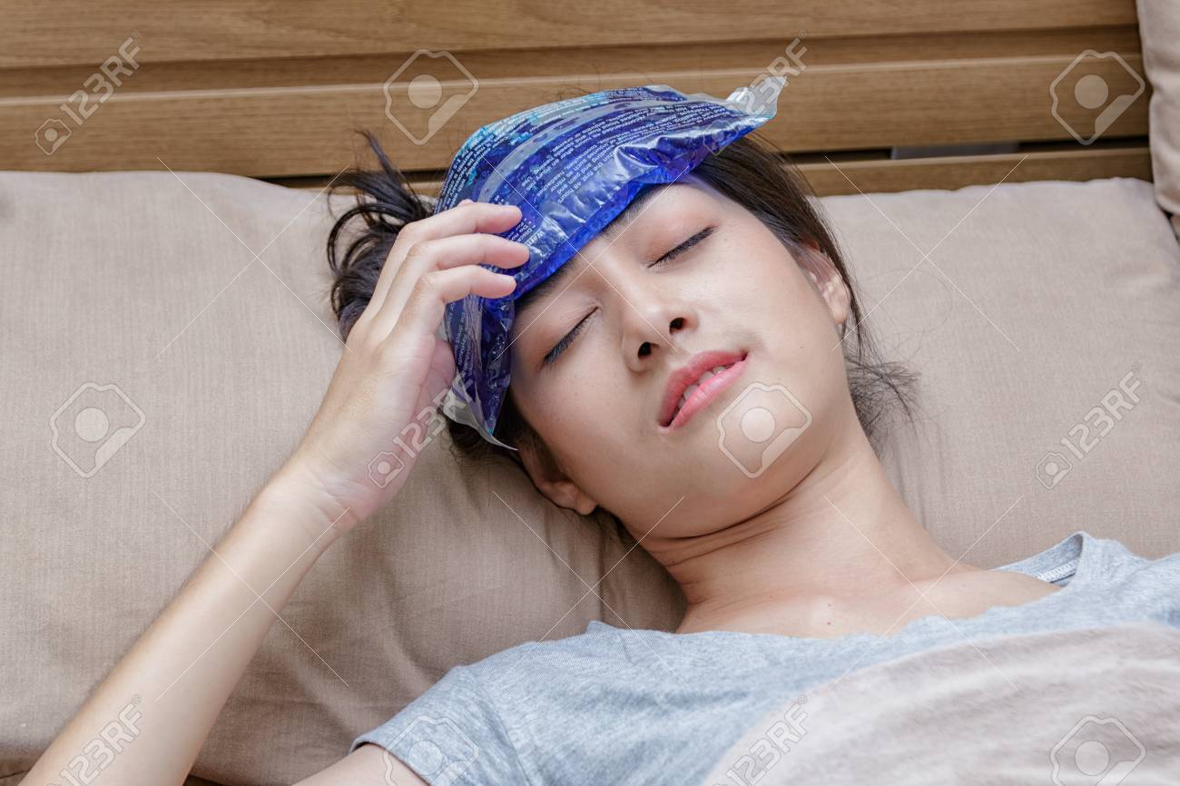 Dolores de cabeza acostada