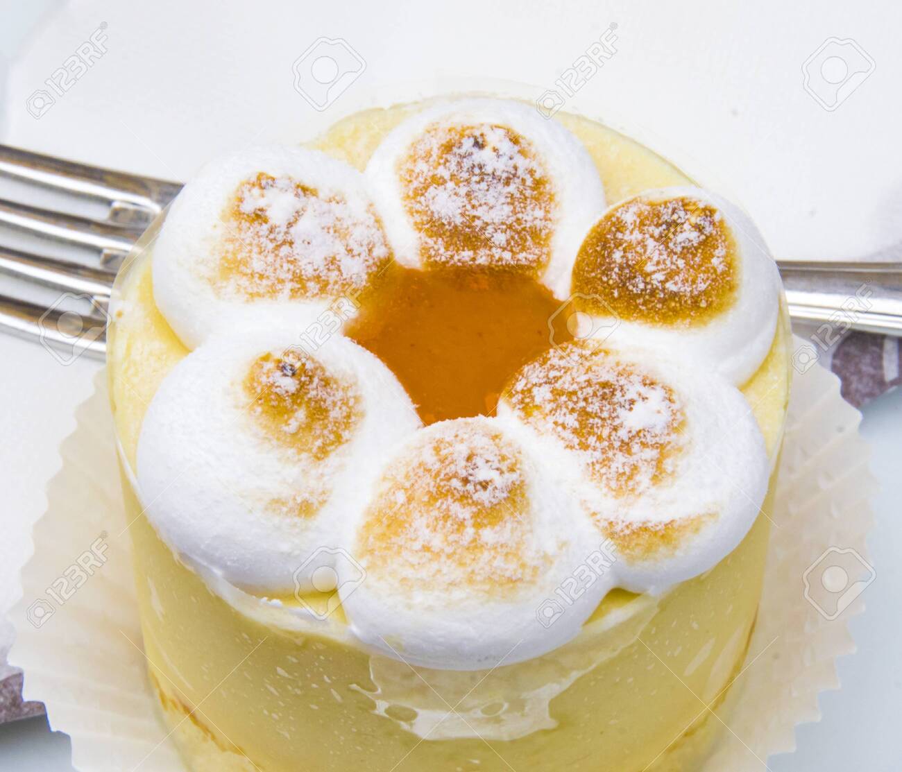 semifreddo mouse with meringue, peach ice cream and apricot jam - 145782255 semifreddo mouse with meringue, peach ice cream and apricot jam - 145782255