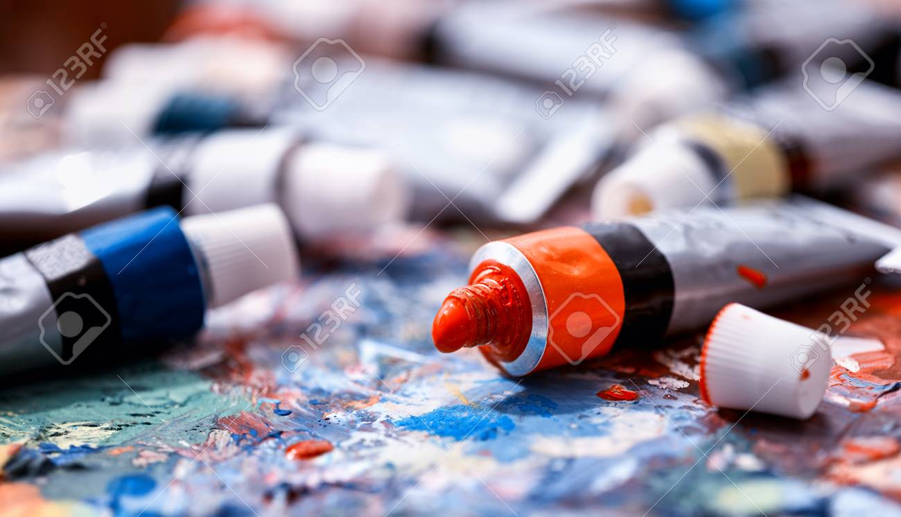From tube on palette comes paint. Picturesque composition for still life. Dry paint. Discounts on goods for artists. - 97650686 From tube on palette comes paint. Picturesque composition for still life. Dry paint. Discounts on goods for artists. - 97650686