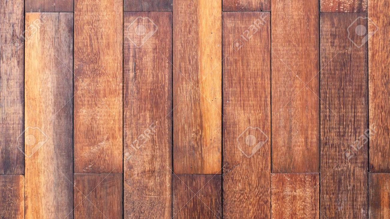 床のダークブラウン色の古い実質の自然な木目表面 の写真素材 画像素材 Image