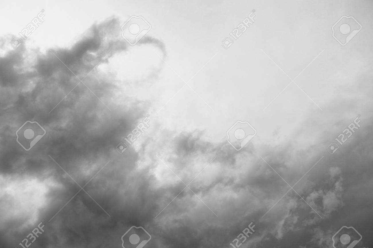 空と雲 黒と白の写真 美しいモノクロの空と雲 のためのスペース上のテキストを追加し 背景として使用することがあります の写真素材 画像素材 Image 空と雲 黒と白の写真 美しいモノクロの空と雲 のためのスペース上のテキストを追加し 背景として使用することがあります の写真素材 画像素材 Image