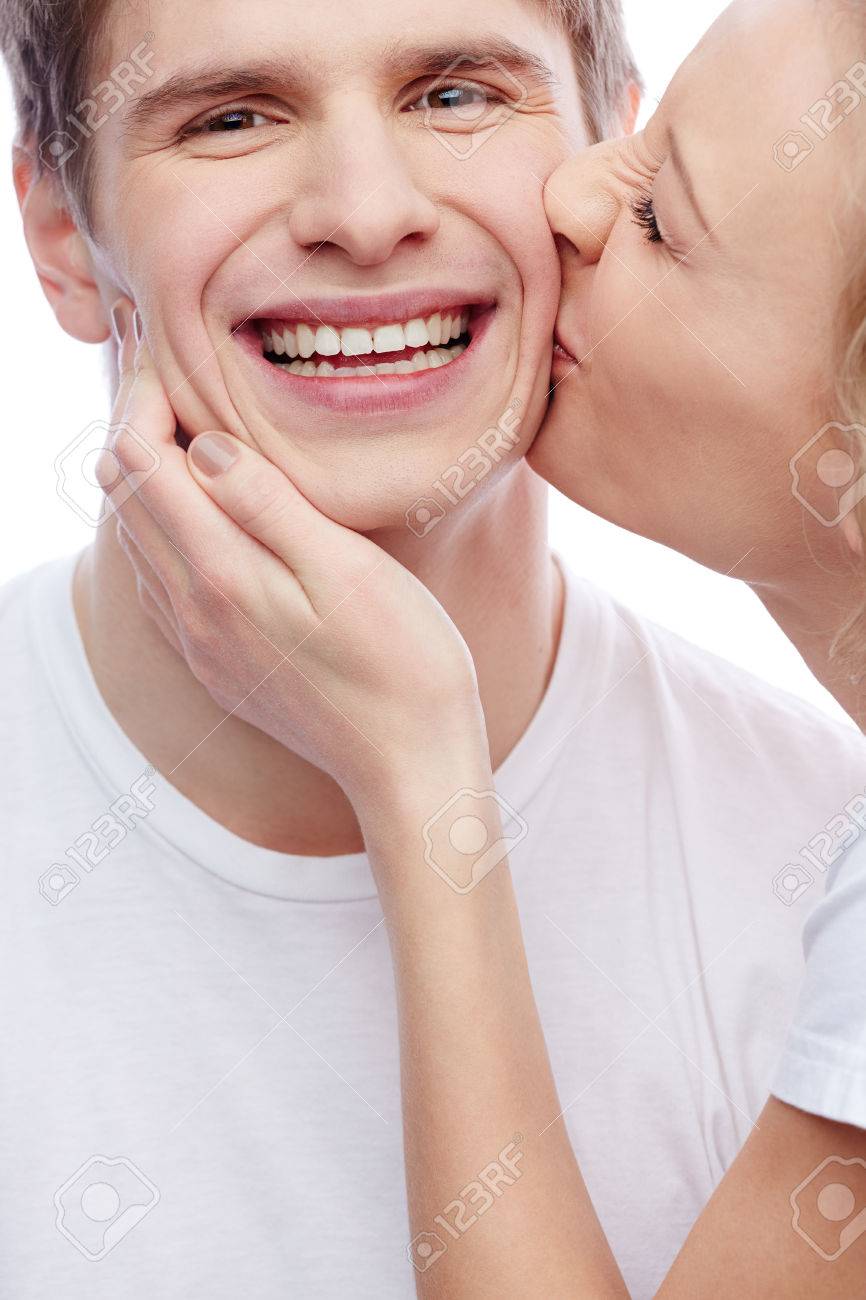 Short fiction of backdoor penetration Guy kissing girl after facial