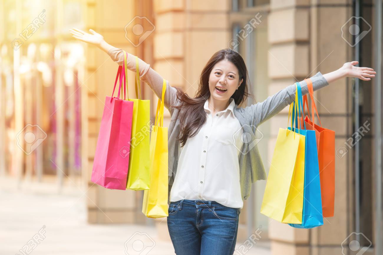Shopping female Clearance