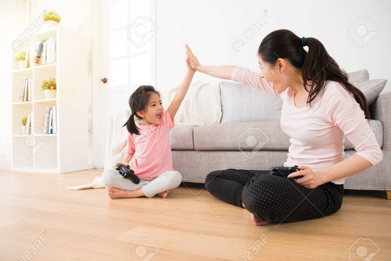 オンラインでプレイする女の子のゲーム