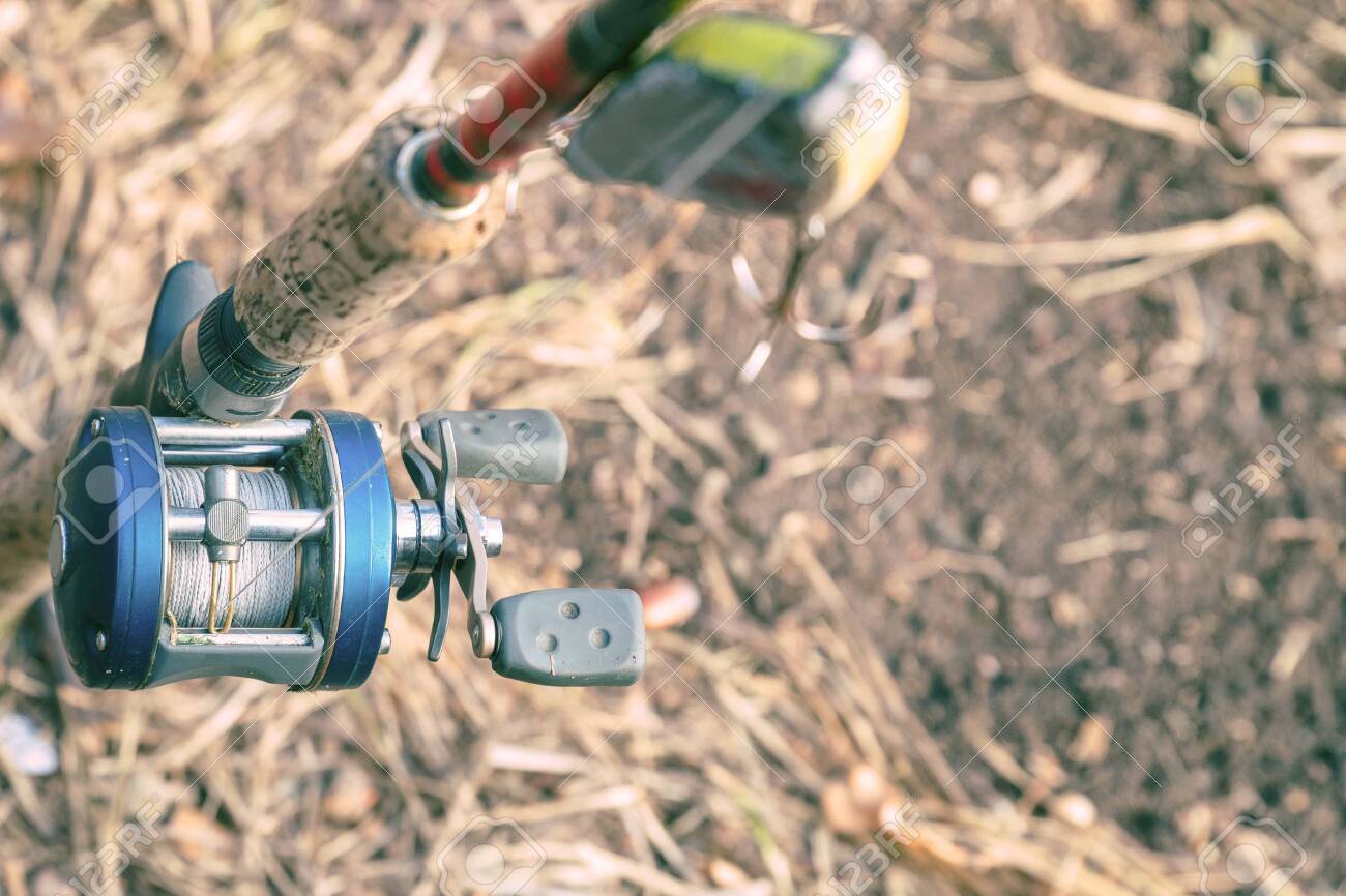 baitcaster reel on spinning rod