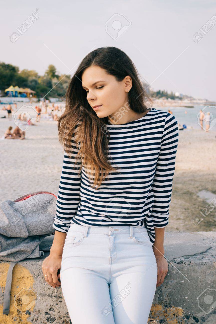 t shirt with jeans ladies