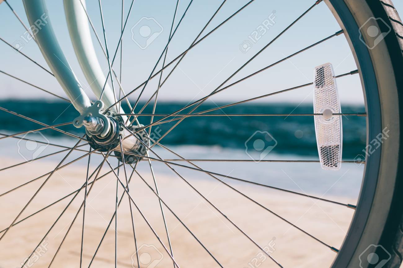 bicycle wheel reflectors