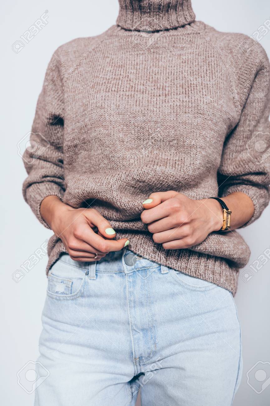 turtleneck sweater outfit