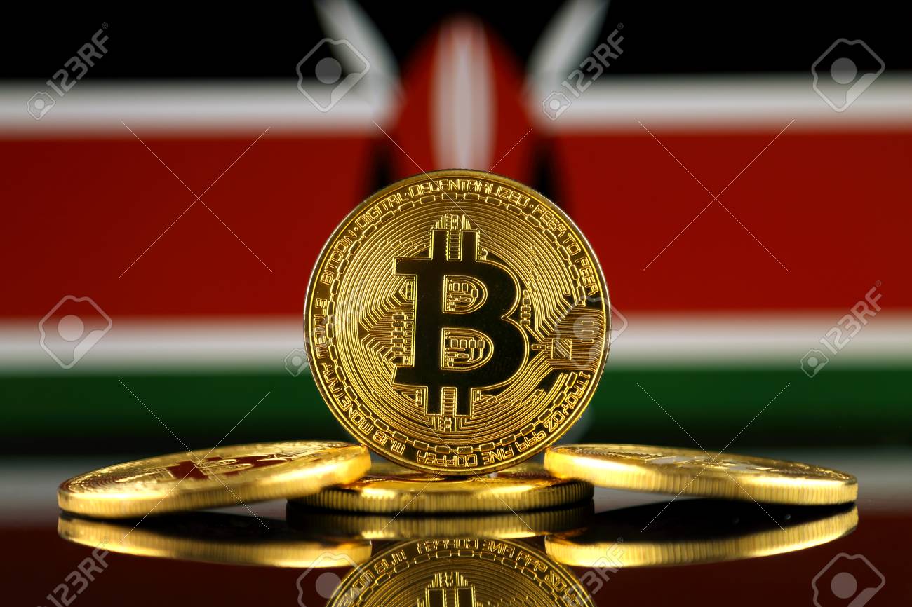 Bitcoin (새로운 가상 화폐) 및 Kenya Flag의 물리적 버전. 케냐의 Cryptocurrency 및 Blockchain  기술 투자자를위한 개념적 이미지. 로열티 무료 사진, 그림, 이미지 그리고 스톡포토그래피. Image 90073676