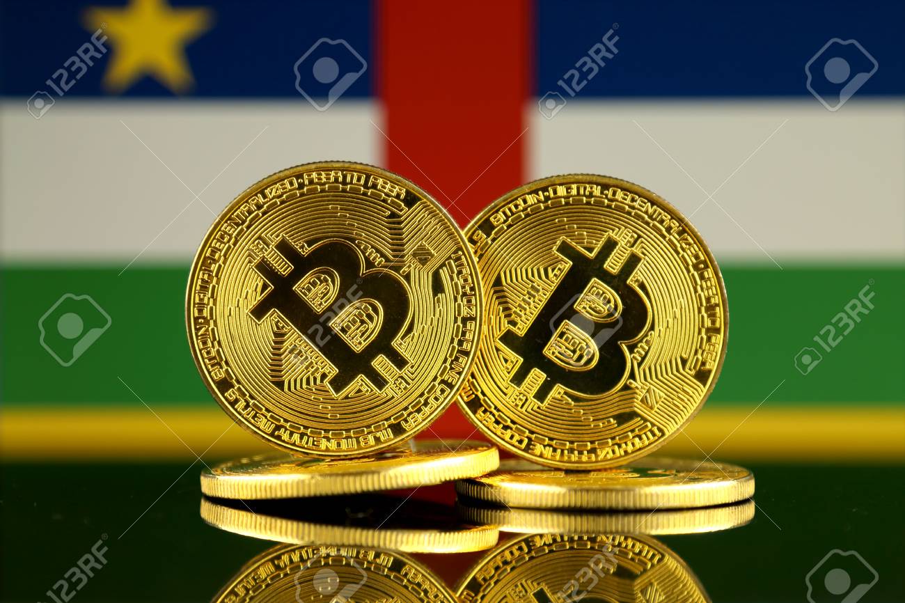 비트 코인과 중앙 아프리카 공화국 깃발의 물리적 버전. 닫다. 로열티 무료 사진, 그림, 이미지 그리고 스톡포토그래피. Image  90884661