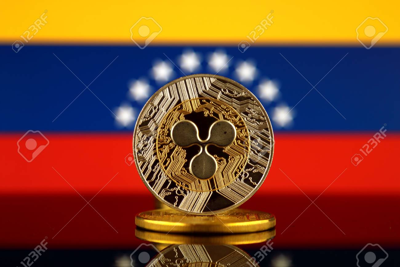 Versión Física De Ripple (XRP), Nuevo Dinero Virtual Y Bandera De  Venezuela. Imagen Conceptual Para La Criptomoneda Mundial Y El Sistema De  Pago Digital. Foto De Estudio Fotos, retratos, imágenes y fotografía