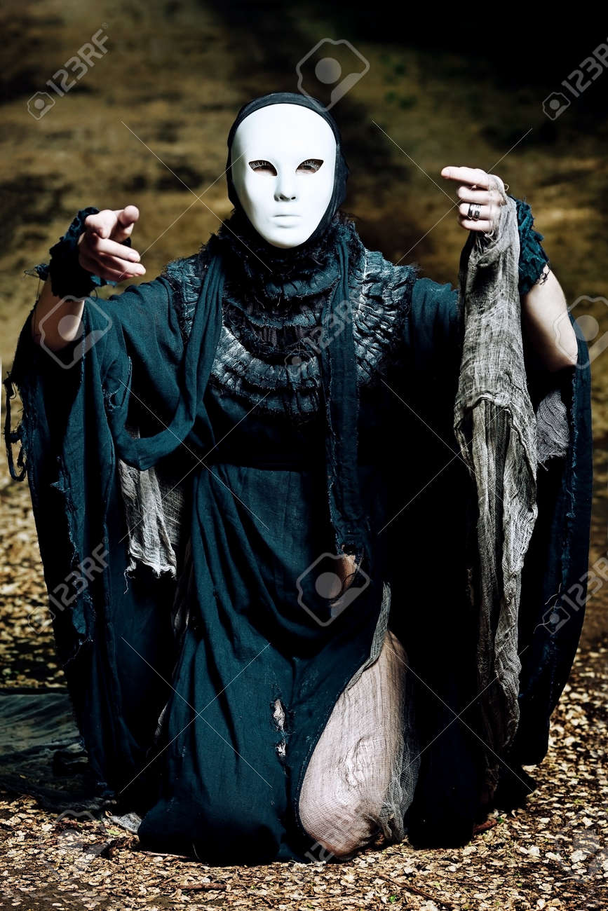 old fashioned black dress