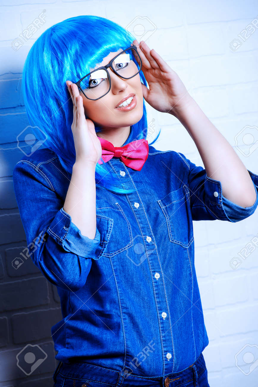 blue jeans wig