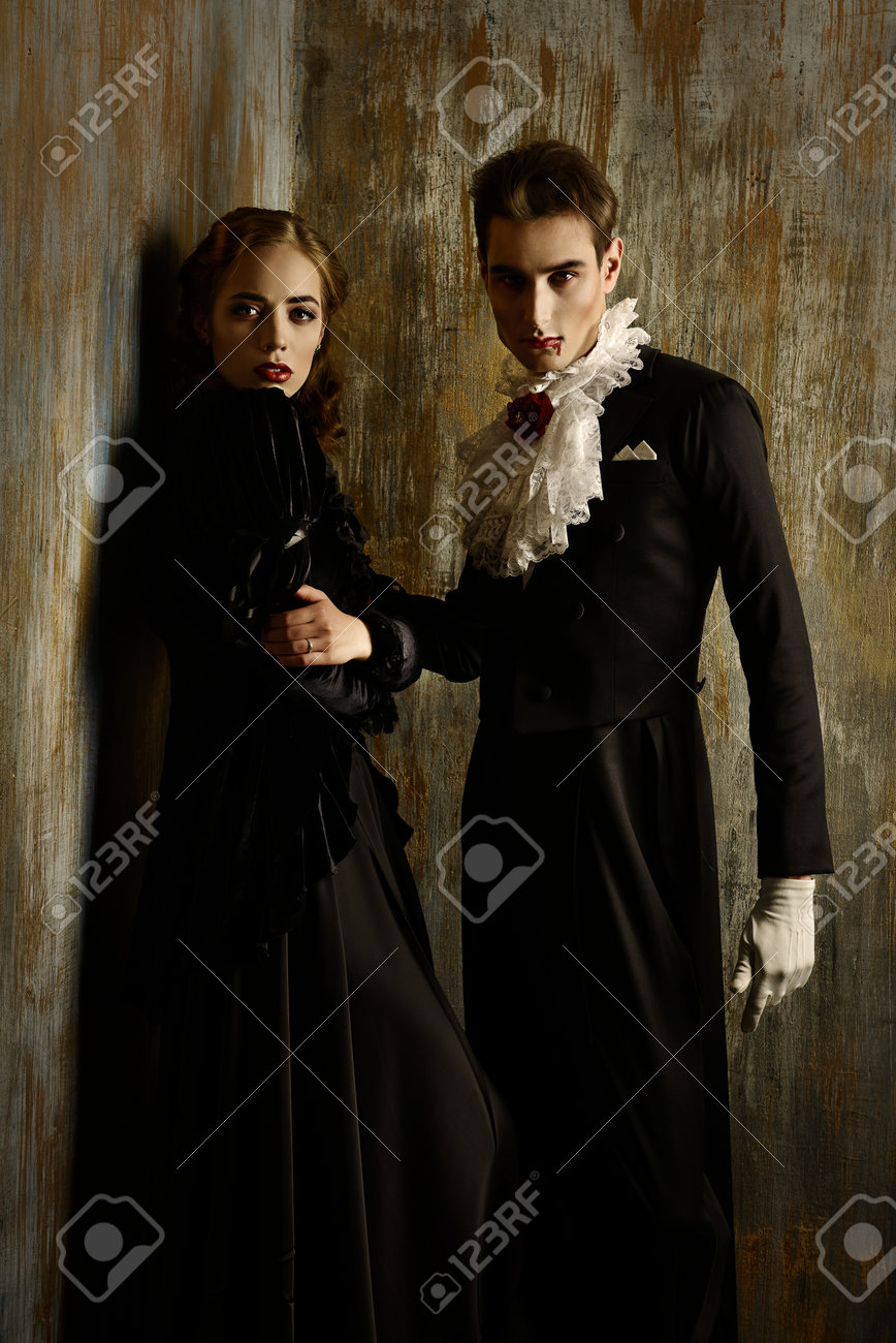 formal medieval clothing