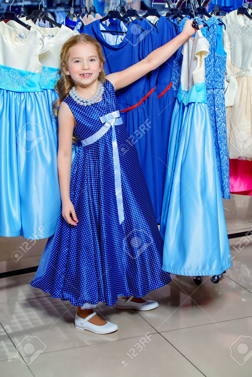 pretty little dress shop