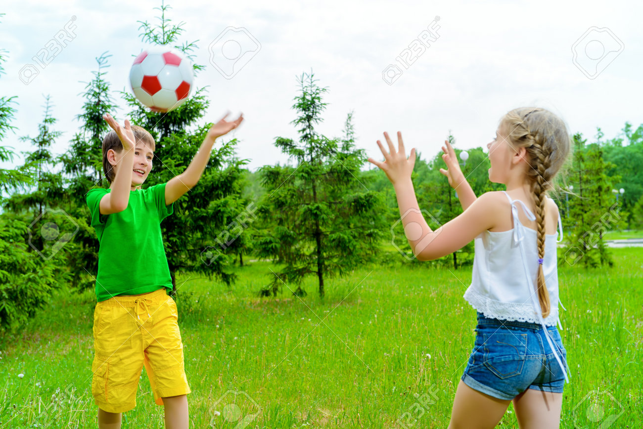 children playing ball
