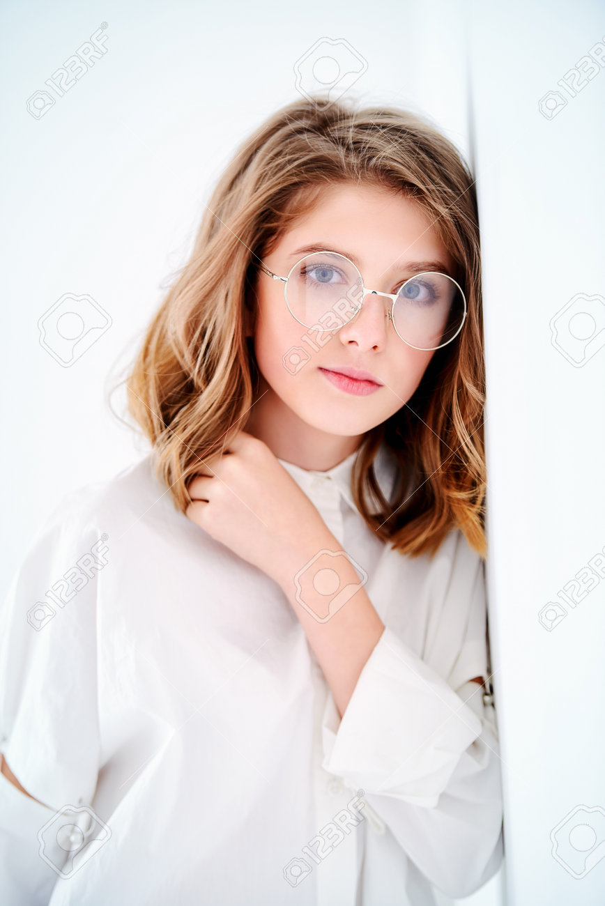 white girl with glasses