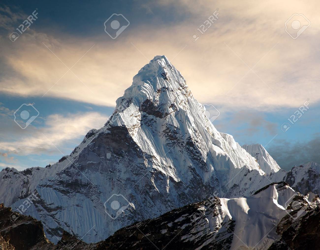Evening View Of Ama Dablam On The Way To Everest Base Camp - Nepal Stock  Photo, Picture and Royalty Free Image. Image 39254976.