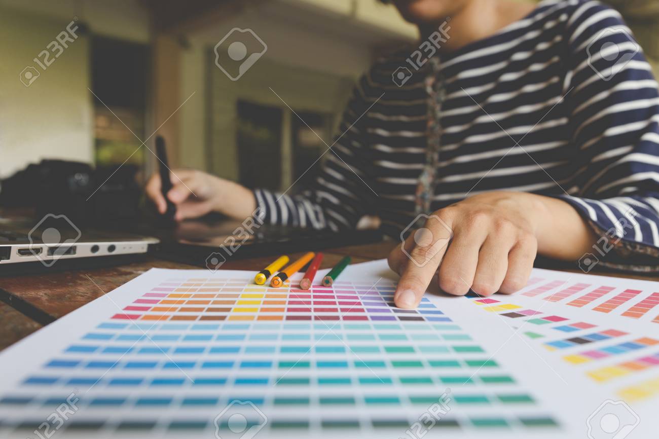freelance artist graphic designer using digital tablet computer freelance artist