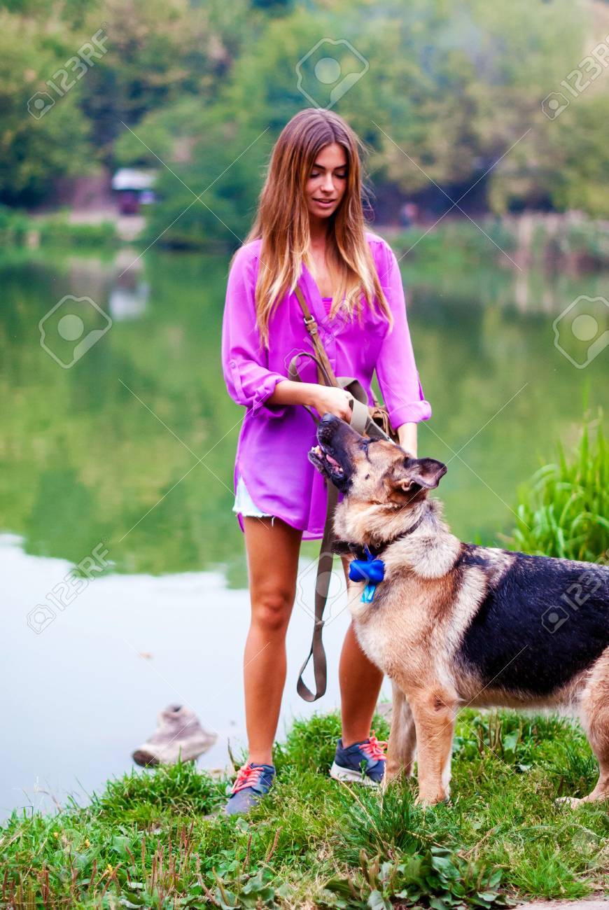 Mujer cojiendo con perro xxx