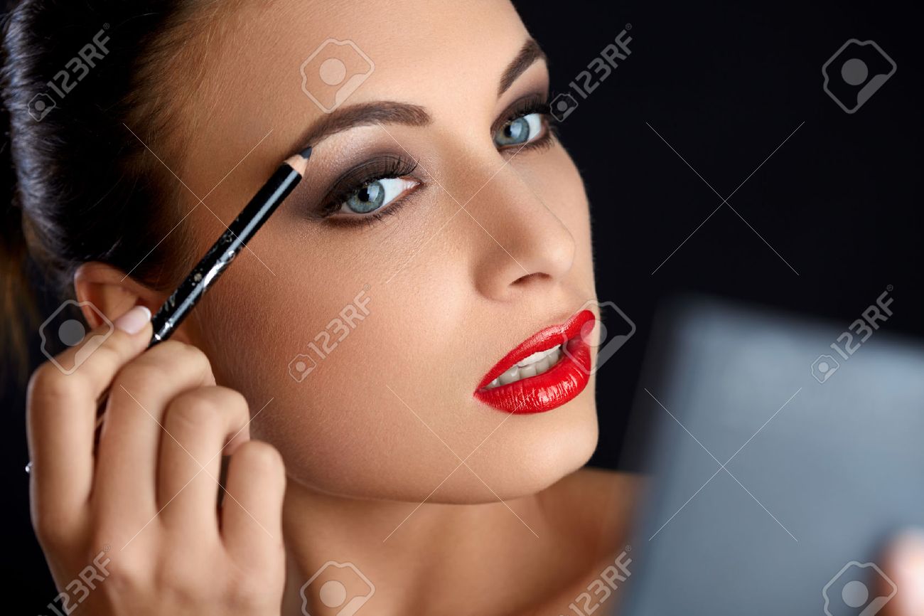 UKRAINE BEAUTIFUL WOMEN NBC BAY Russian Officers Traveled