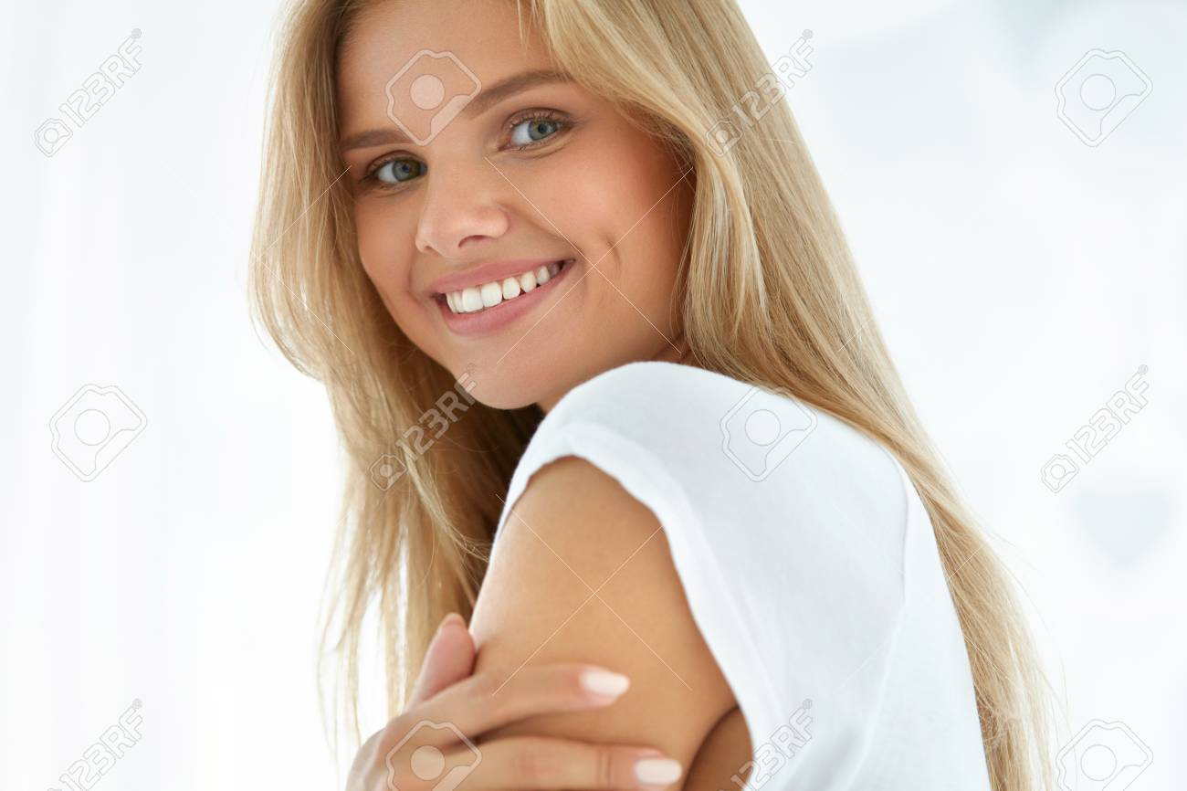 Beauty Woman Portrait. Closeup Of Beautiful Happy Girl With Perfect Smile, White Teeth Smiling At Camera. Attractive Healthy Young Female With Fresh Natural Face Makeup Indoors. High Resolution Image - 61732819 Beauty Woman Portrait. Closeup Of Beautiful Happy Girl With Perfect Smile, White Teeth Smiling At Camera. Attractive Healthy Young Female With Fresh Natural Face Makeup Indoors. High Resolution Image - 61732819