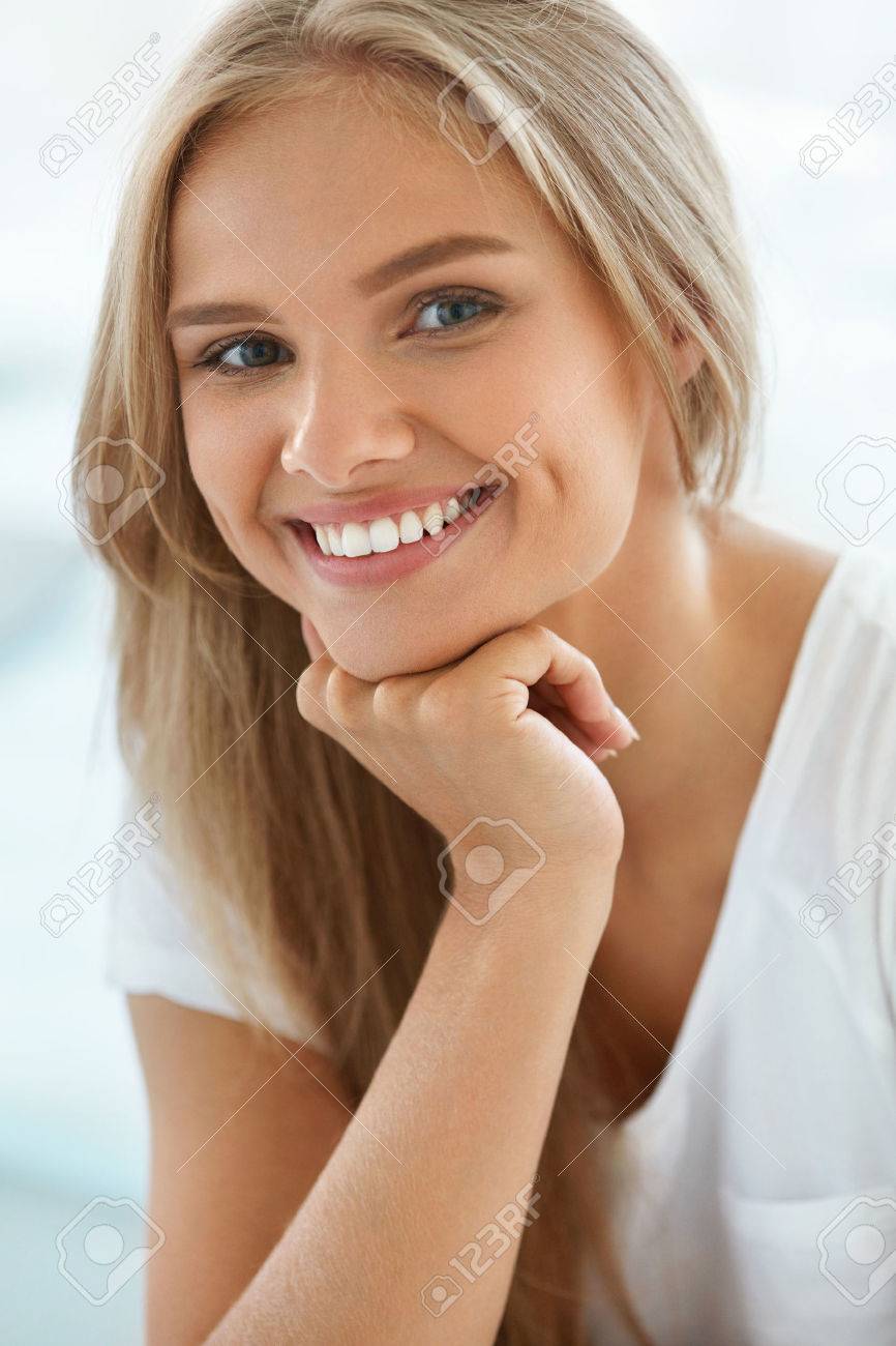 高解像度　画像　女 