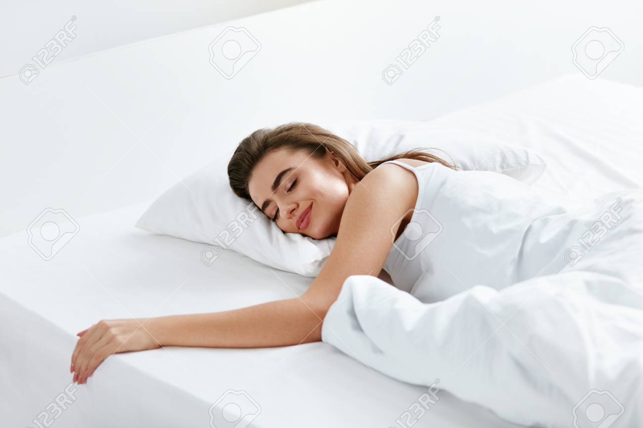 sleeping with high pillow