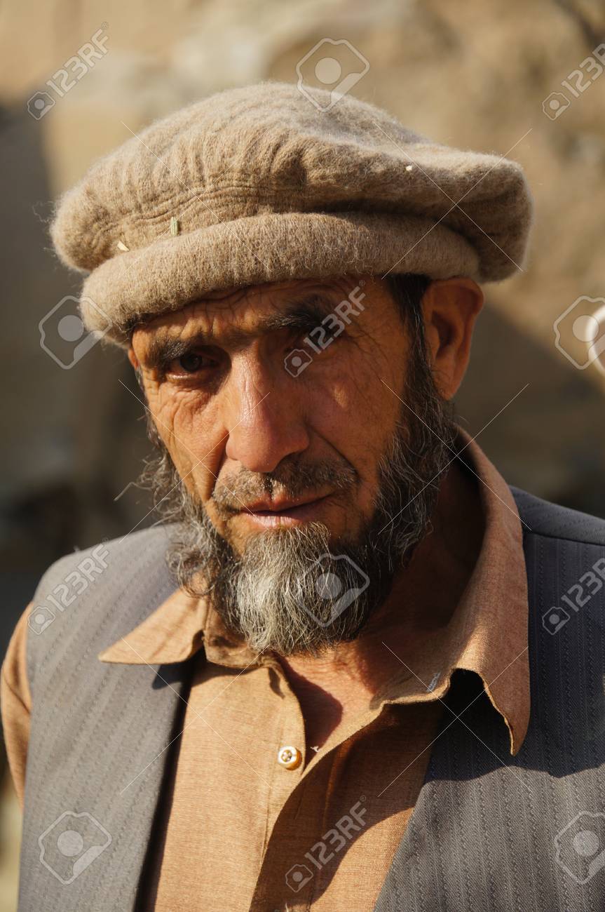 パキスタンのチラス近くのパキスタン老人 の写真素材 画像素材 Image