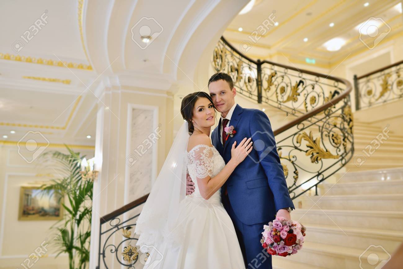 Trajes de matrimonio hombre y mujer Clearance