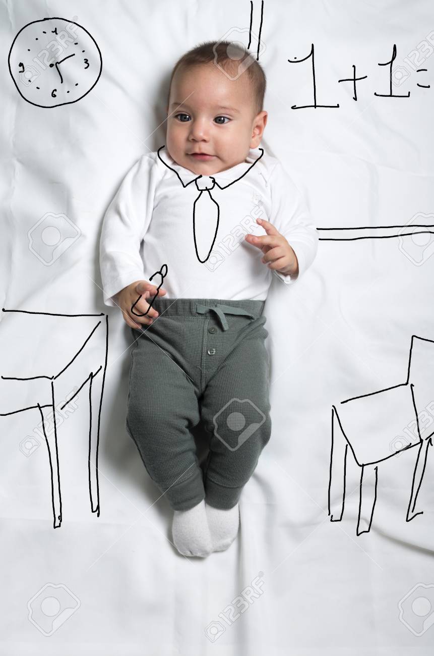 Mignon Bebe Garcon Dessine Comme Un Enseignant Banque D Images Et Photos Libres De Droits Image
