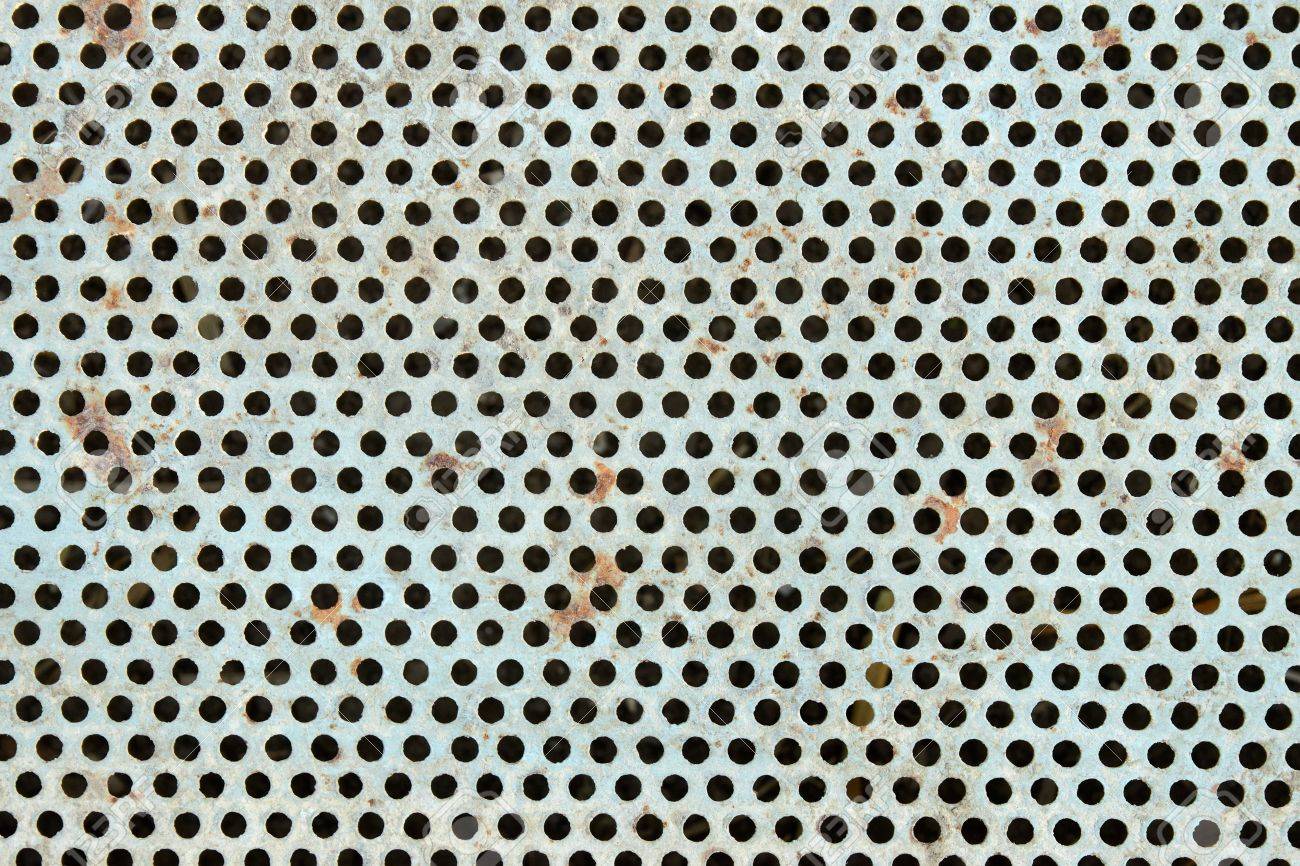 古い鉄格子の丸穴をテクスチャとしてライトブルーで塗装 の写真素材 画像素材 Image