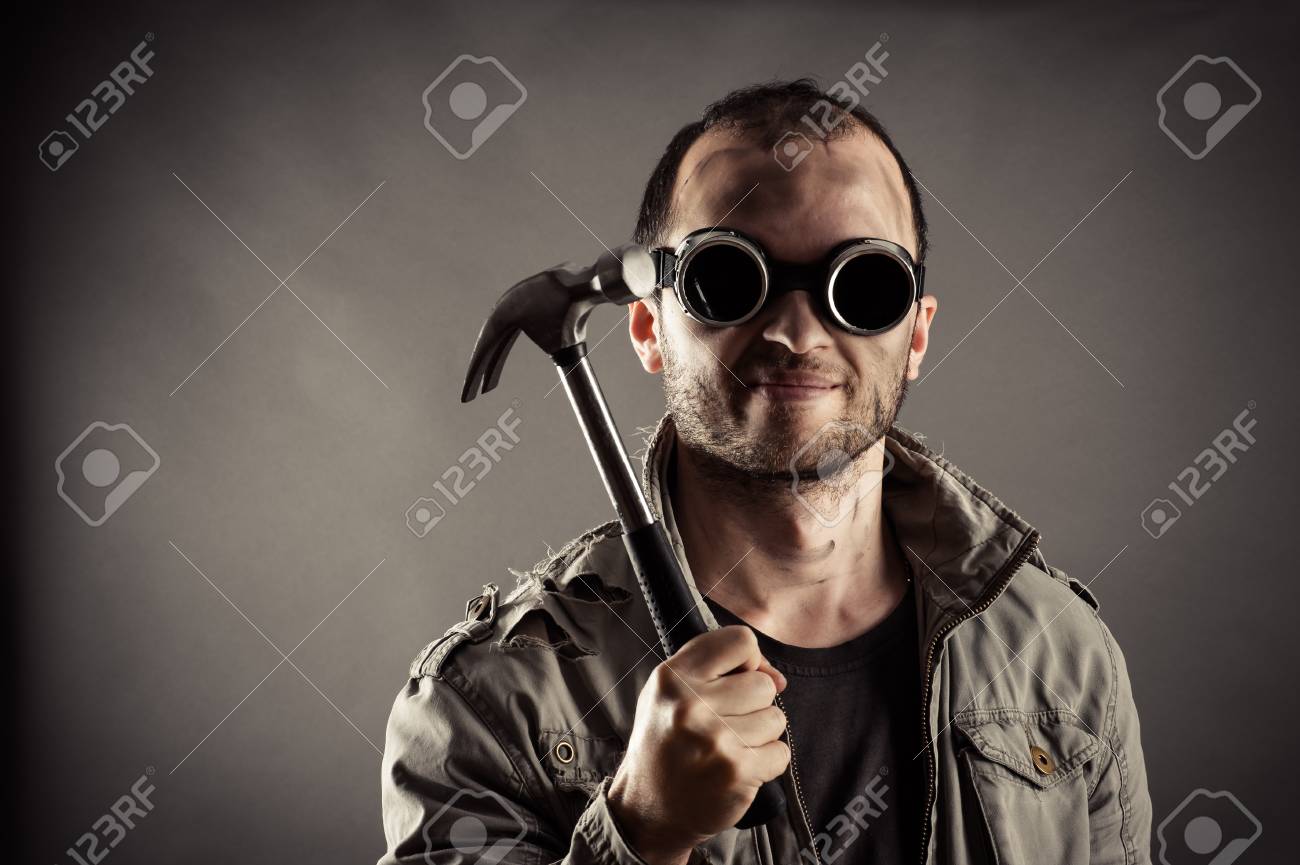 手でハンマーで狂牛病の鉱山労働者の肖像画 の写真素材 画像素材 Image