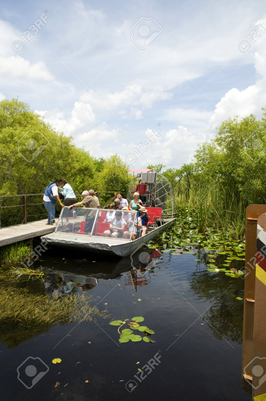 미국 플로리다 주 남부에 버 글레이즈에있는 에어 보트 로열티 무료 사진, 그림, 이미지 그리고 스톡포토그래피. Image 14543654