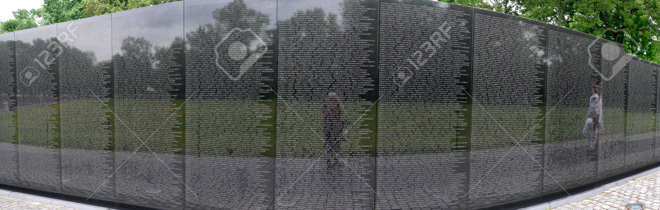 ワシントン Dc アメリカに落ちたの名前を持つベトナムの壁 の写真素材 画像素材 Image