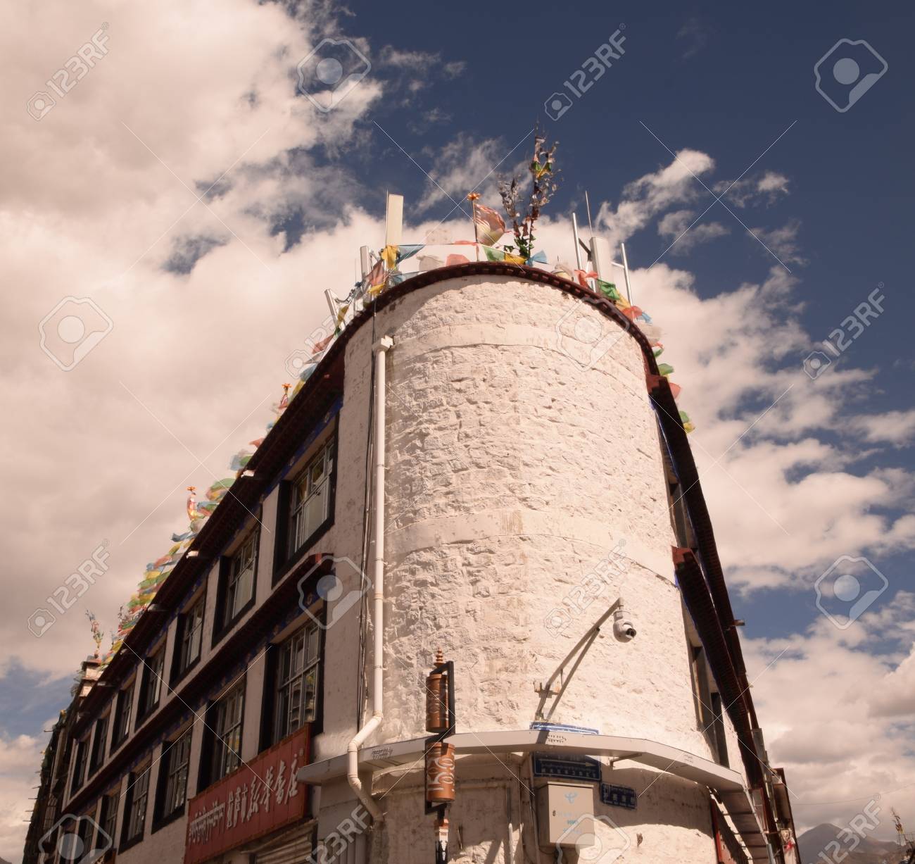 etiam-dictum-ipsum-a-felis