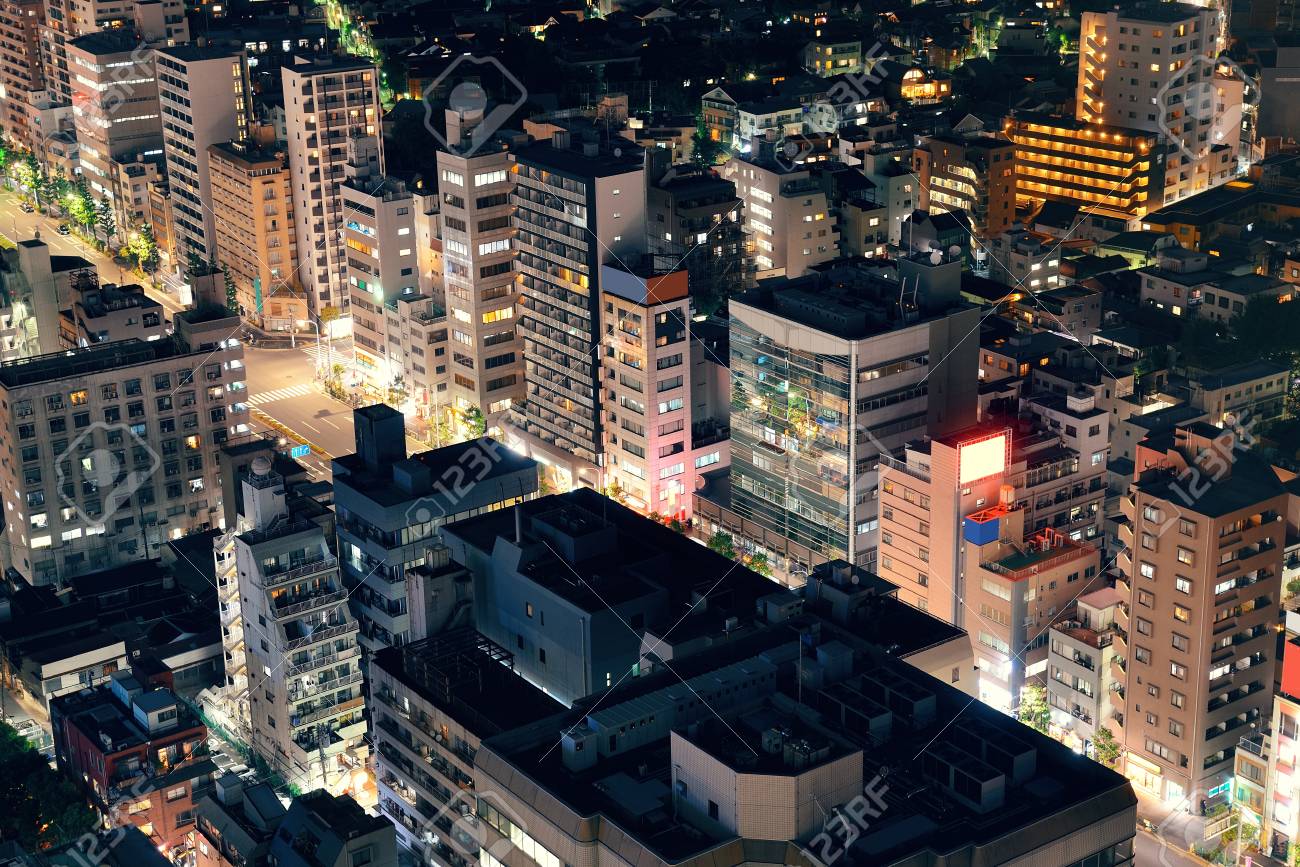 東京夜 日本都市高層ビルのスカイラインの屋上の眺め の写真素材 画像素材 Image