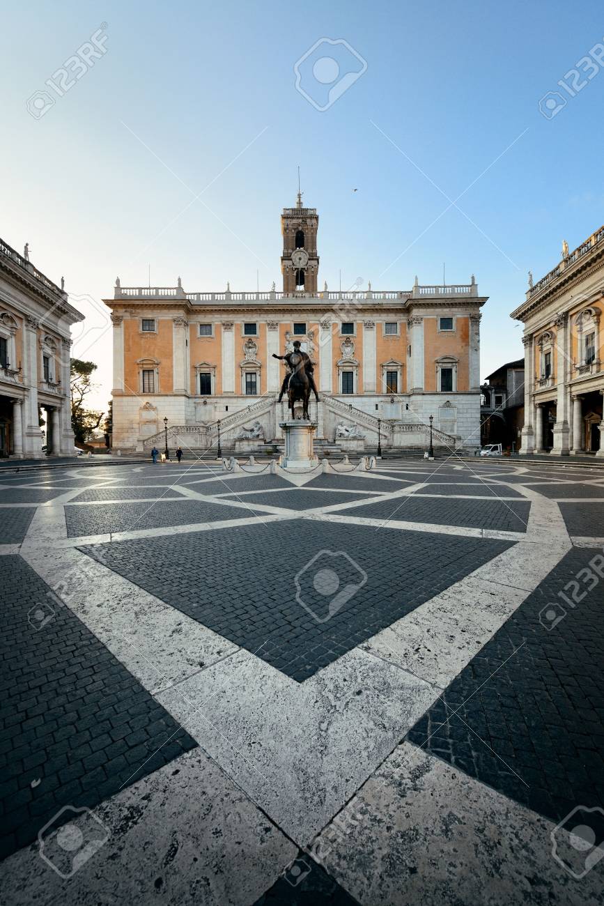 イタリア ローマのマルクス アウレリウス像とカンピドリオ広場 の写真素材 画像素材 Image イタリア ローマのマルクス アウレリウス像とカンピドリオ広場 の写真素材 画像素材 Image