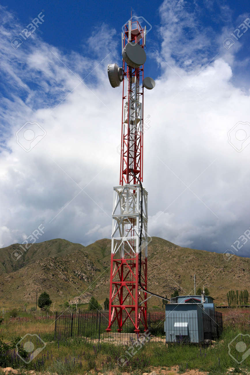 Hasil gambar untuk base transceiver station