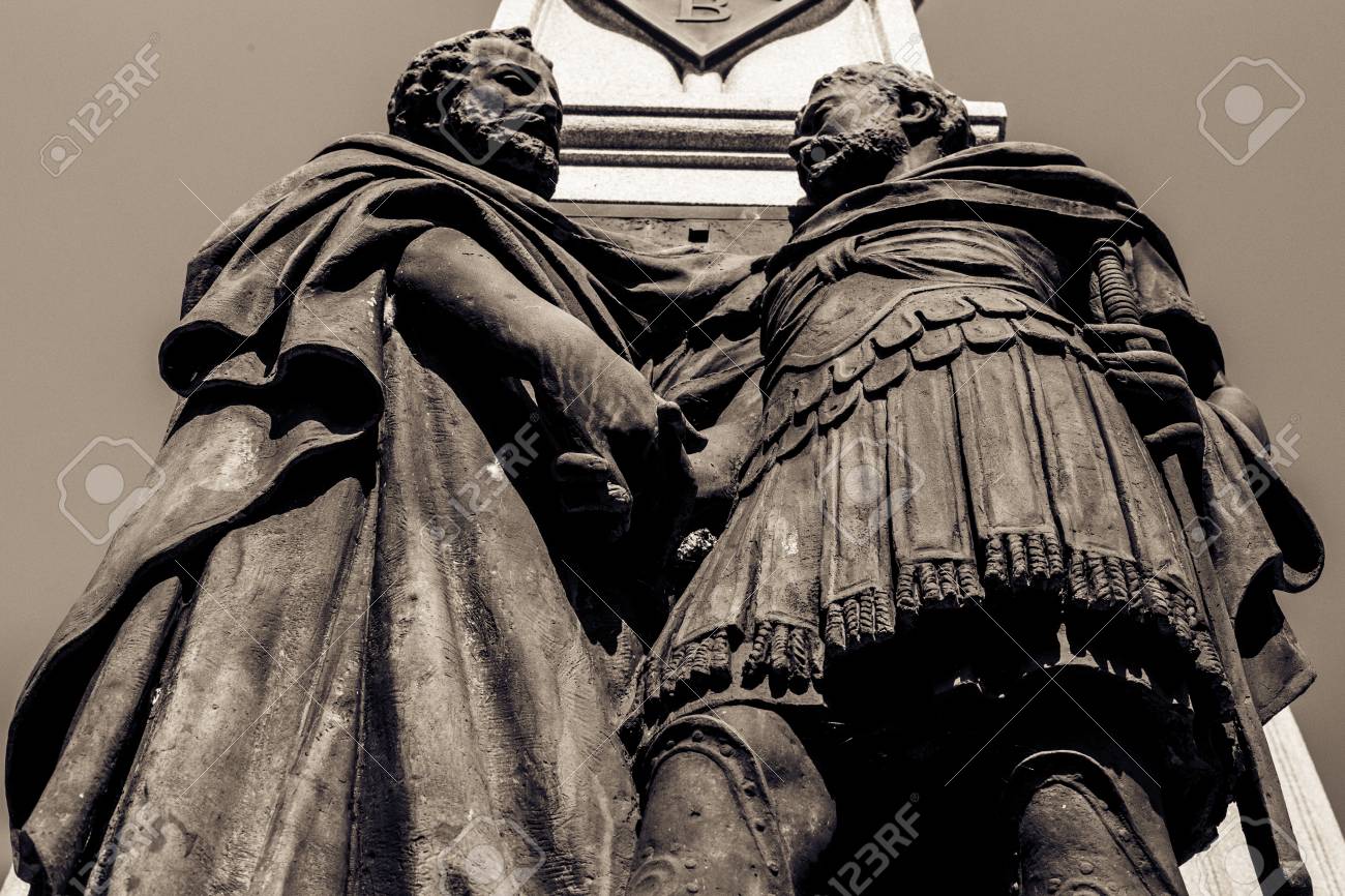 etiam-dictum-ipsum-a-felis