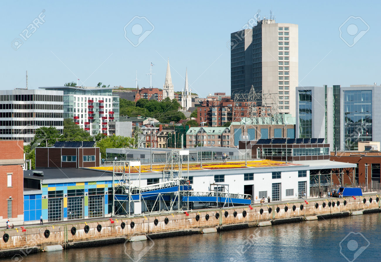 Resultado de imagen para Fotos del puerto de Halifax (Nueva Escocia)