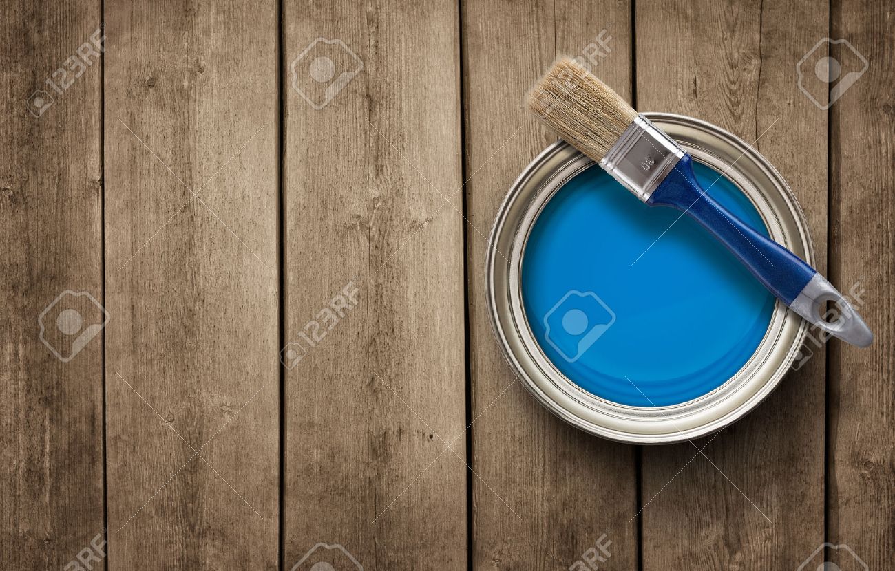 Paint can on the grunge wooden background with copy space - 39373621 Paint can on the grunge wooden background with copy space - 39373621